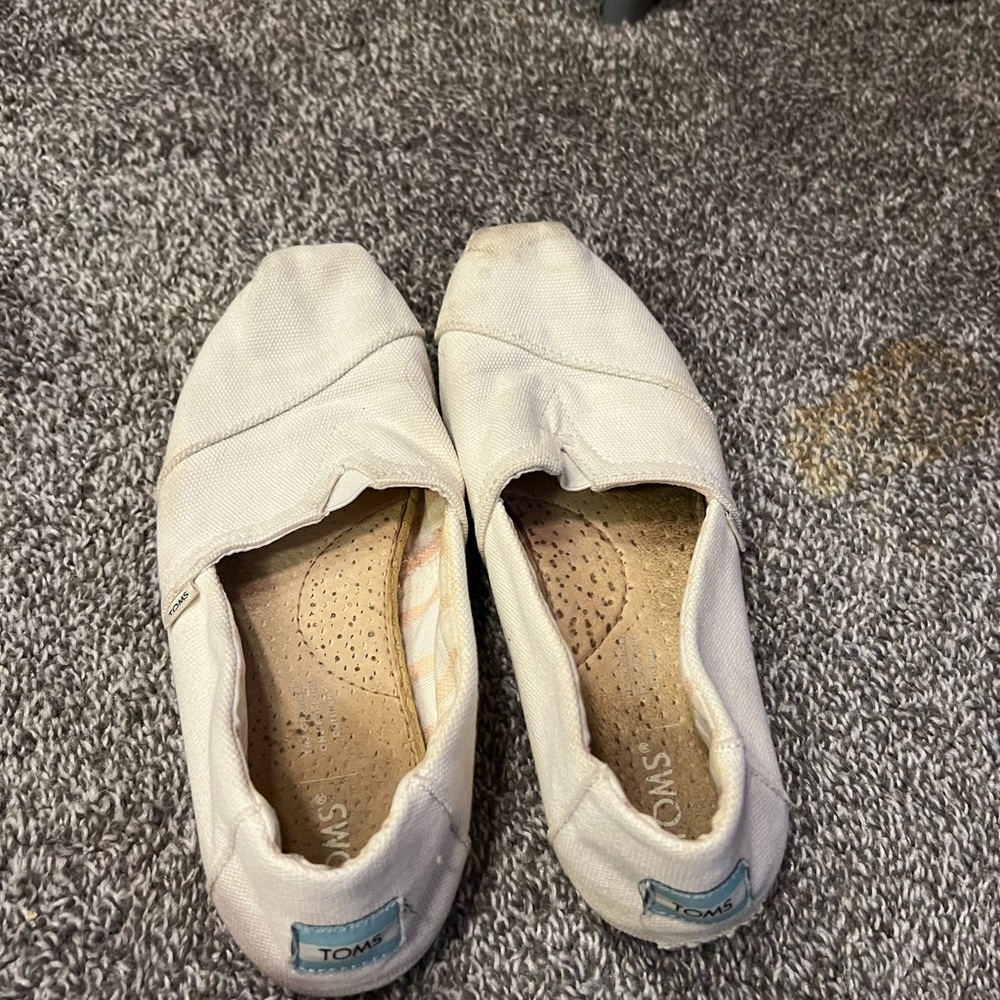 Toms Slip-On Canvas Flats in Off-White